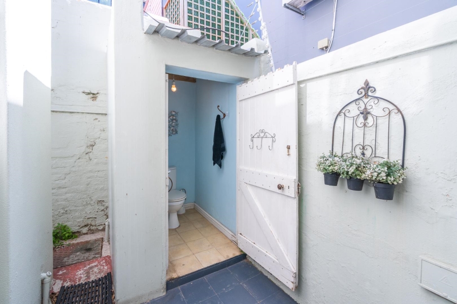 Commercial Property for Sale in Gardens Western Cape